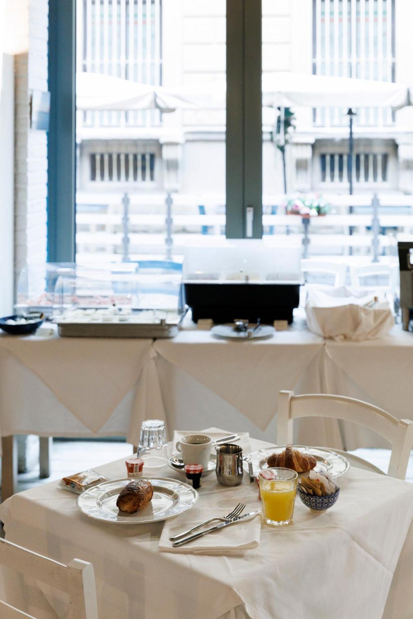 Palazzo Bellezia Luxury Suites & Spa Turin Exteriör bild